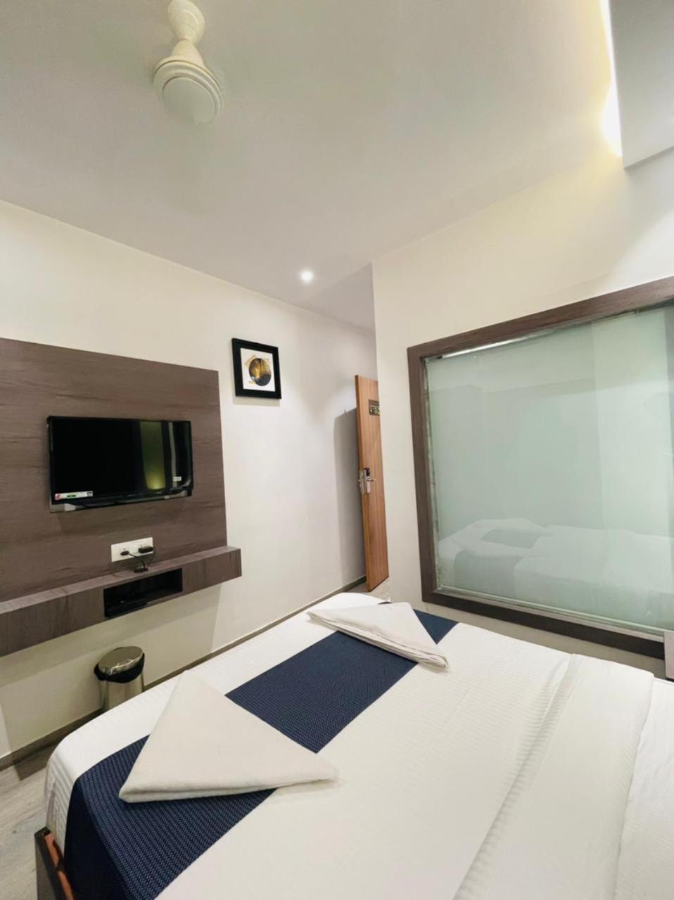 Horizon Inn Near Exhibition Center Mumbai Exterior photo